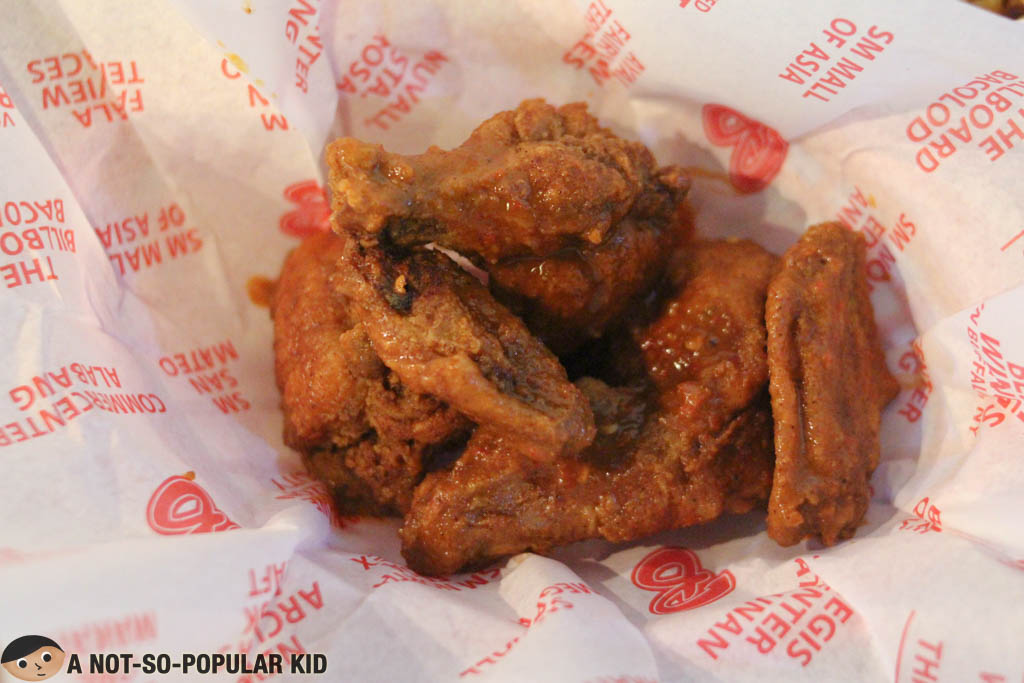 Affordable Eats in Buffalo's Wings N' Things, Legaspi Village, Makati