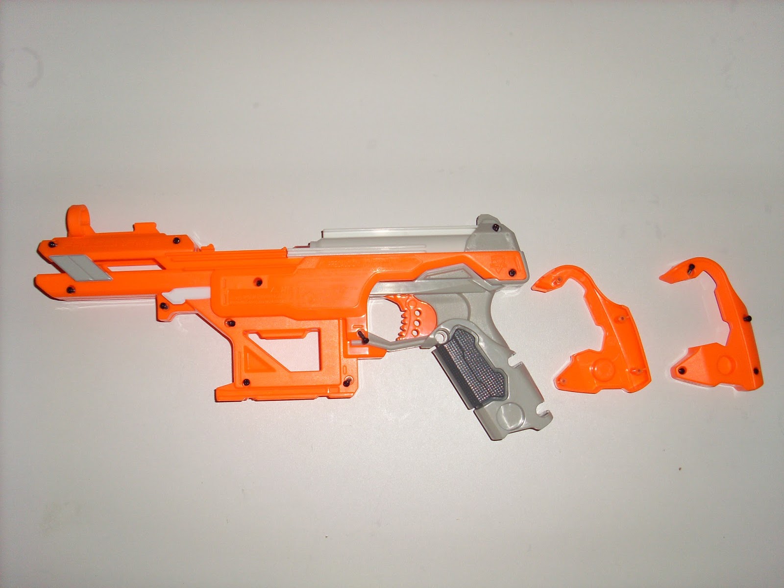 Blaster Think Tank: [Disassembly] Nerf - Accustrike Falconfire
