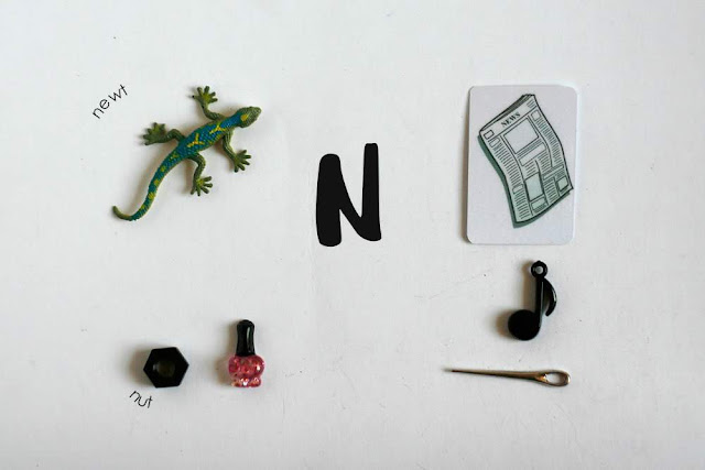 Language objects for Montessori alphabet box by TomToy