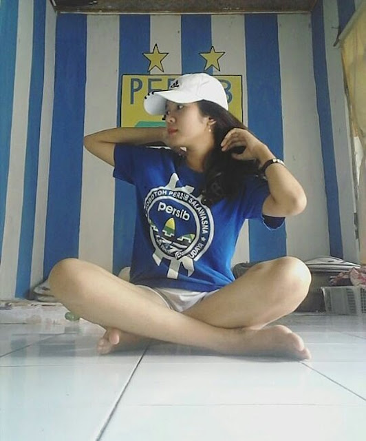 Bobotoh Cantik Persib | Bidadari Tribun Maung Geulis Bobotoh Cantik Persib | Bidadari Tribun Maung Geulis
