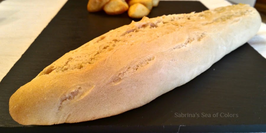 Bocata_de_pollo_oriental_en_pan_bánh_mì