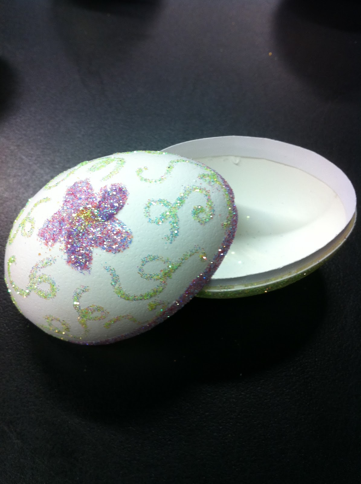 Utah's Crafty Chick Delicate Egg Boxes