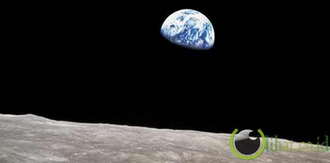 Earthrise (1968) Earthrise (1968)