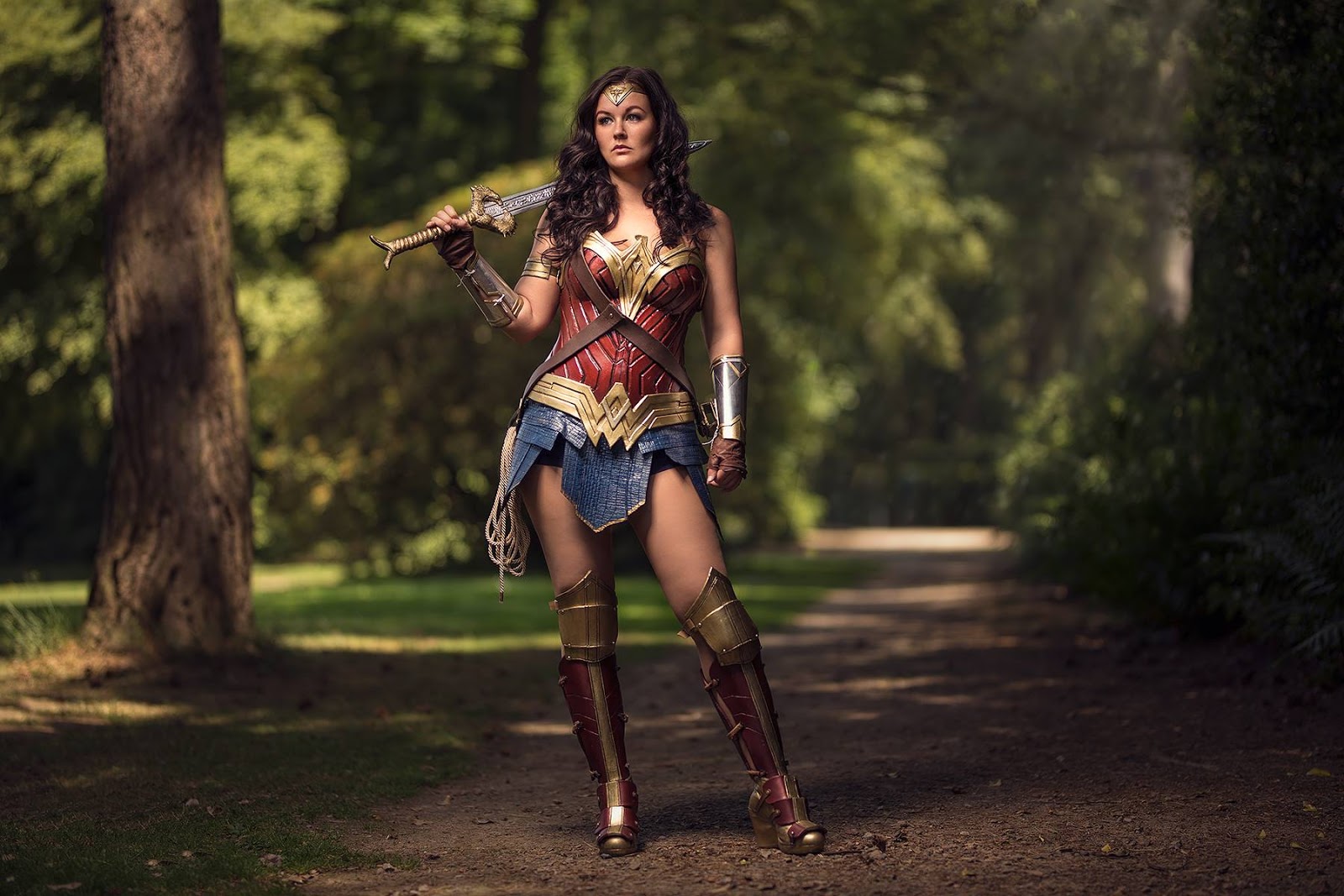 download wonder woman cosplay download wonder woman cosplay