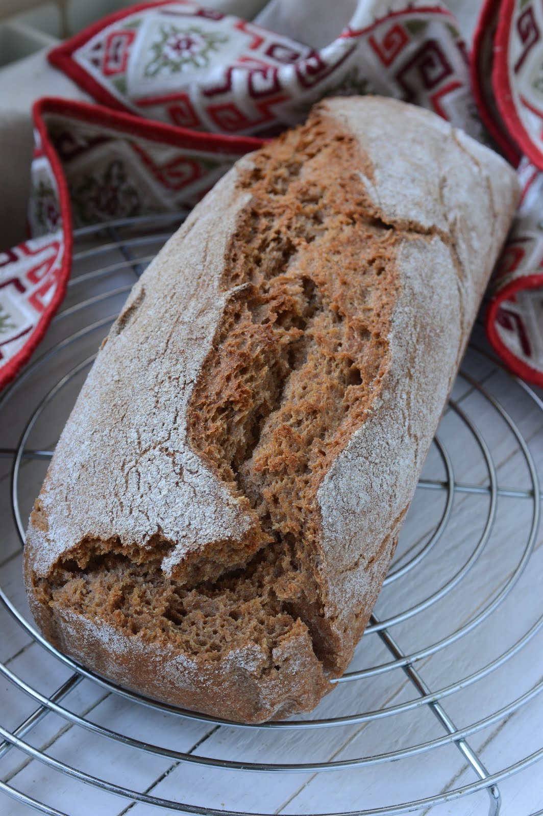 Хляб с квас, от спелта, ръж и теф Sourdough bread with dinkel, rye
