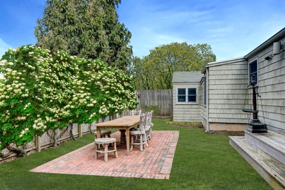 East Hampton cottage 