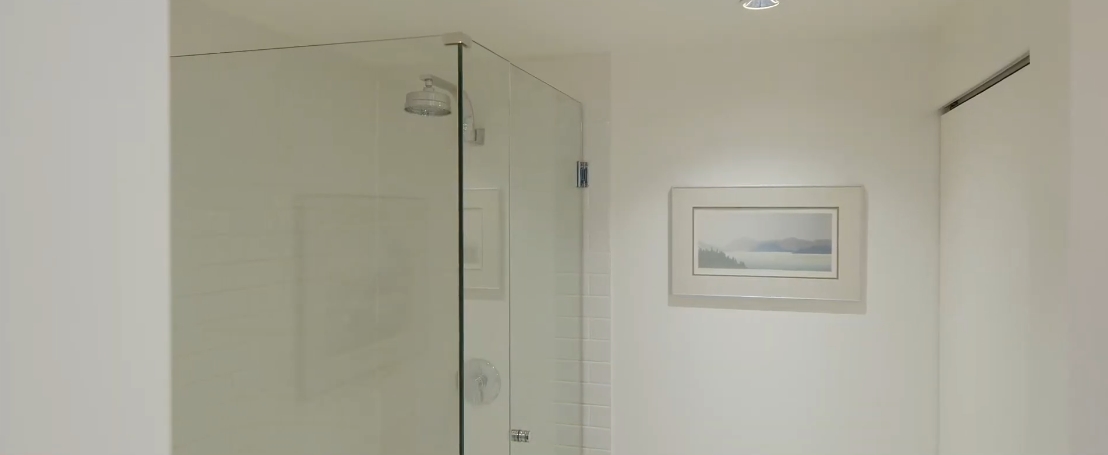 Tour 821 Cambie St #1005, Vancouver vs. 13 Interior Design Photos