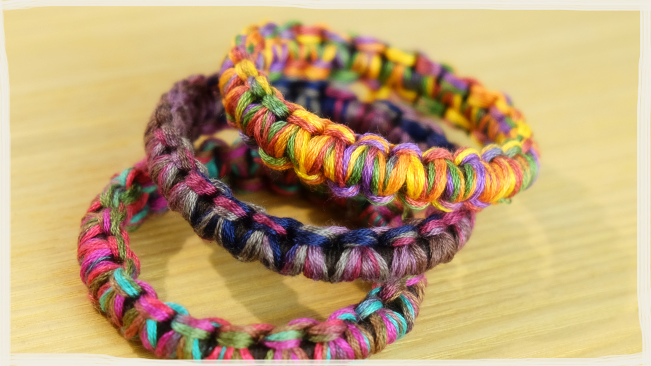 ニコ編みのブログ Smiley Crochet 動画 大人ミサンガの編み方 作り方 平結び ヘアゴムにも