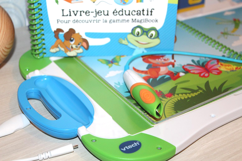 MagiBook le nouveau livre interactif de Vtech