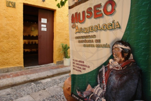 Museo Arqueolgico de la Universidad Catlica de Santa Mara