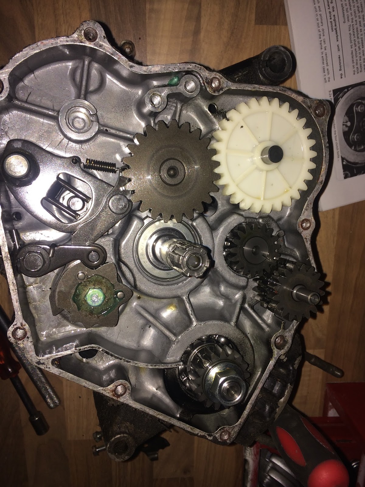 The Honda MT50 Restoration Project: Engine Rebuild (the beginning)
