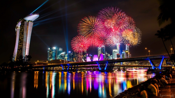 Fireworks by Alvin Choi (Lyricalight Photos)