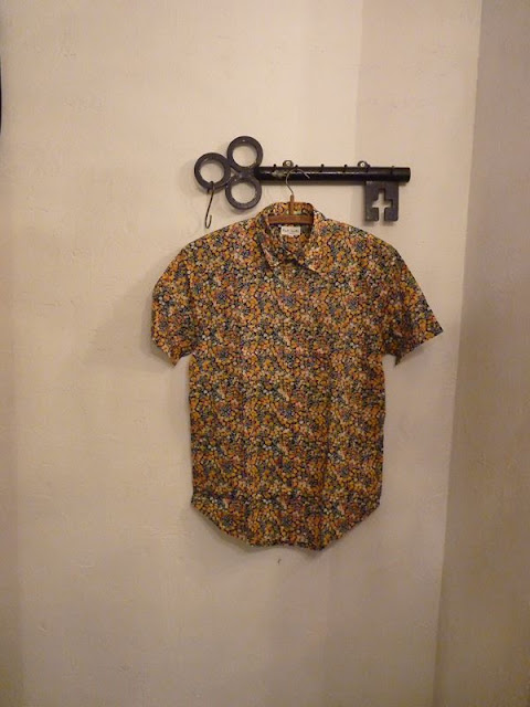 Tokyo Dress Lab. : ポールスミスのストライプシャツと花柄シャツ
