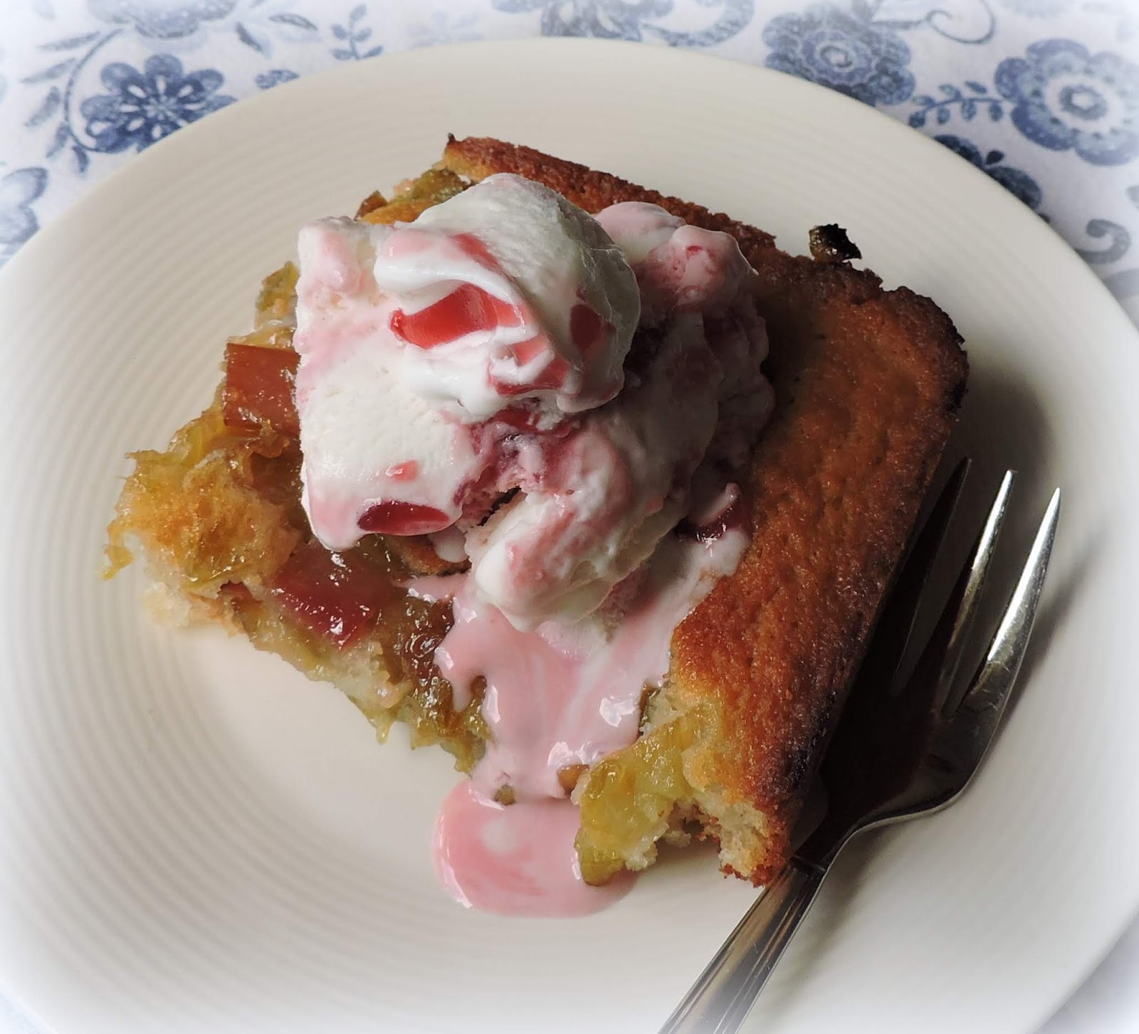 Rhubarb Pudding Cake The English Kitchen