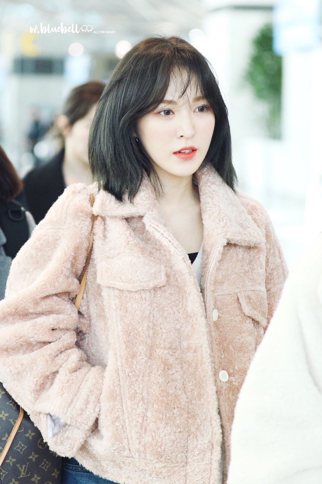 Wendy's hair dresser shares informations about Wendy's hair style