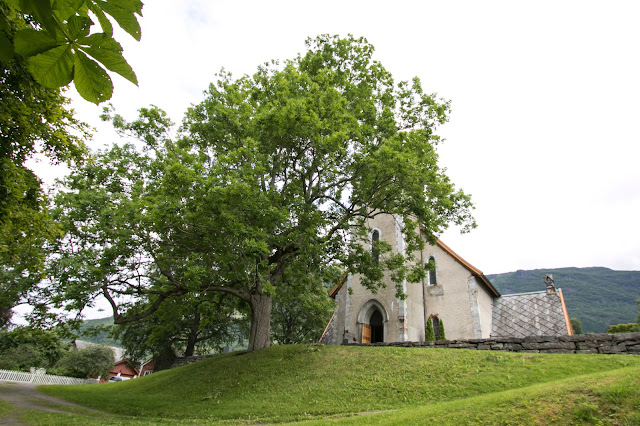 Kinsarvik-Chiesa