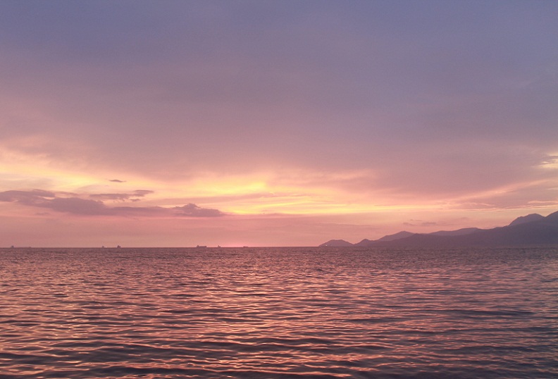 Best Philippines Place: Gorgeous Destination Bataan Beach