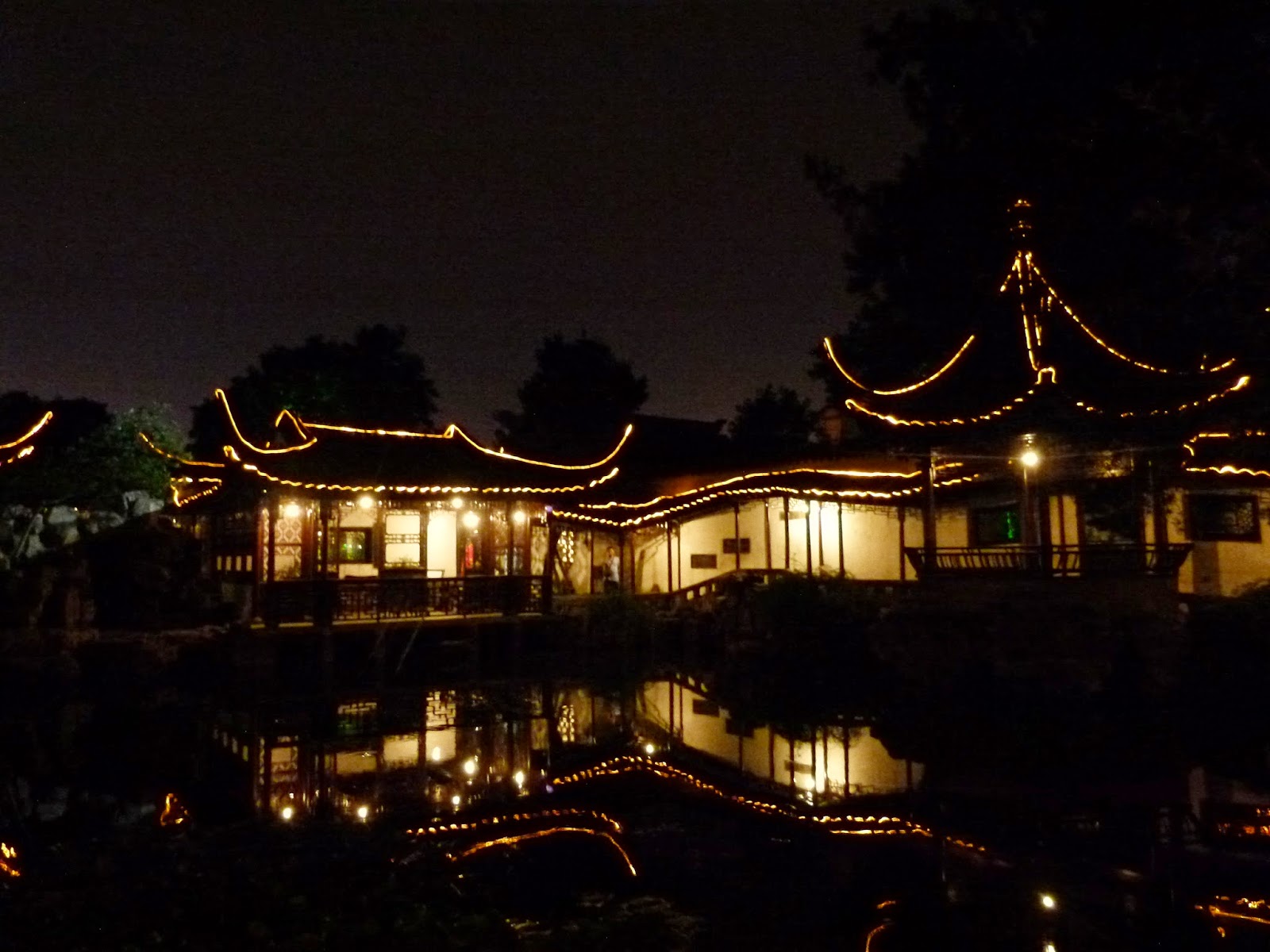 CLASSICAL GARDENS OF SUZHOU - Lakwatserong Tsinelas