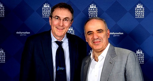 Garry Kasparov et Philippe Dornbusch - Photo © Echecs & Stratégie Garry Kasparov et Philippe Dornbusch - Photo © Echecs & Stratégie