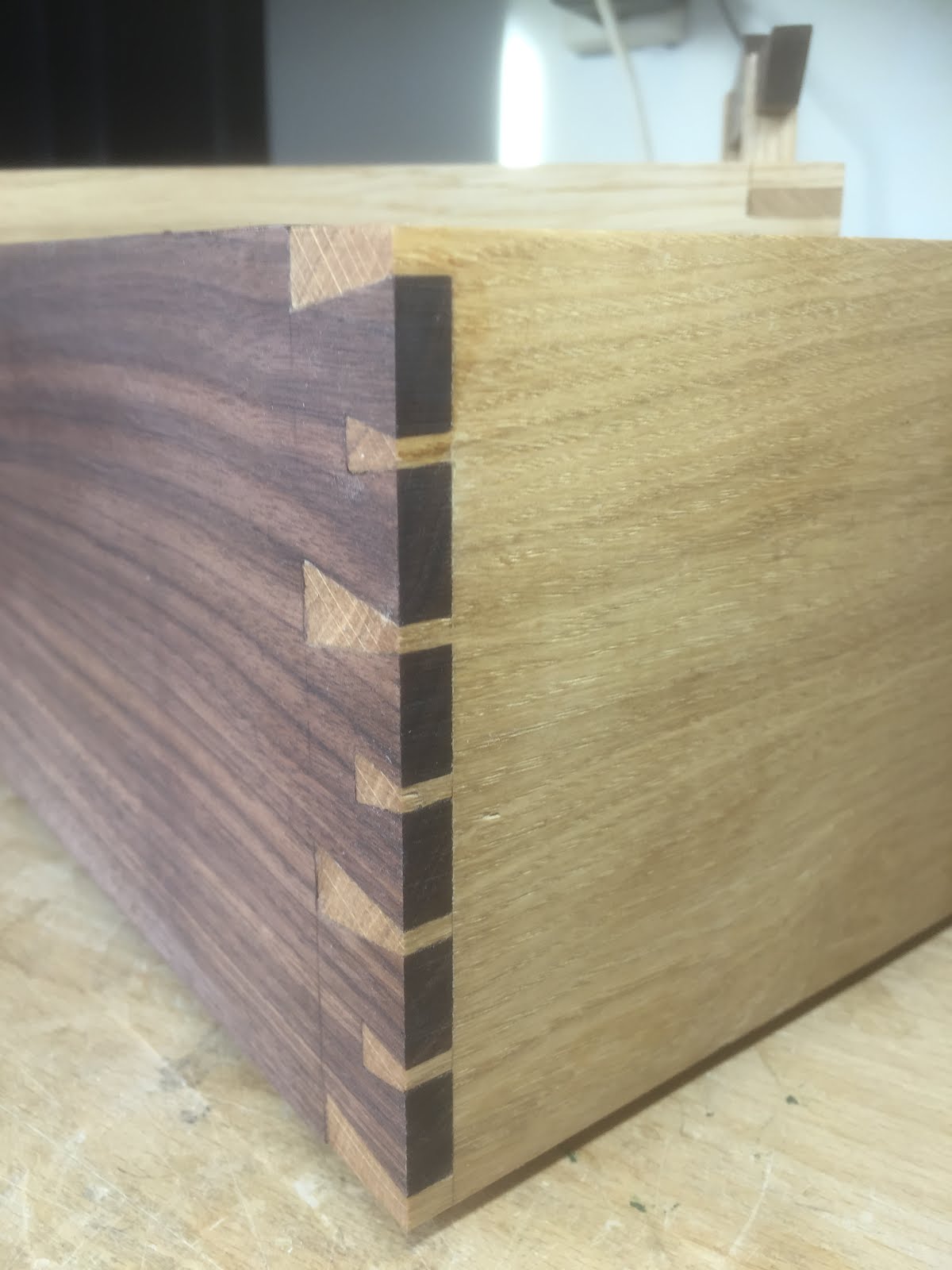 Houndstooth Dovetail