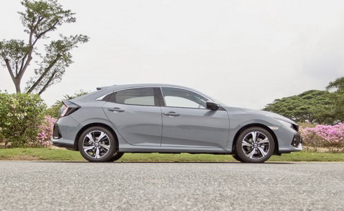 Honda Civic Hatchback Turbo Indonesia