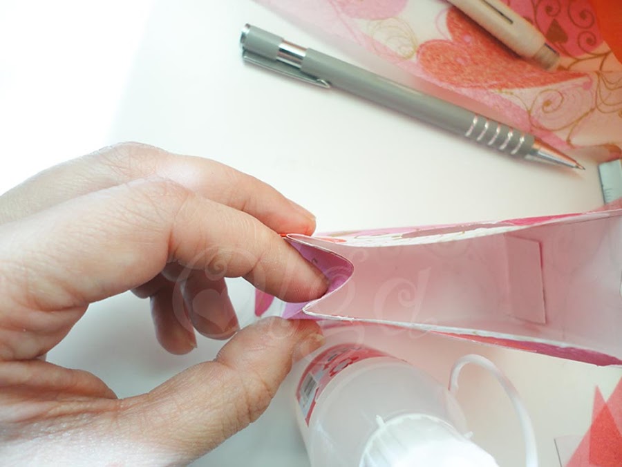 como-hacer-papel-scrap-con-servilletas.diy-homemade-scrapbooking-paper-napkin_