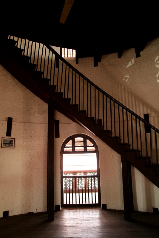 MENARA CONDONG TELUK INTAN, PERAK - masam manis