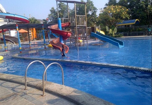Kolam Renang Kampoeng Semawis Semawis Waterpark Sewa Mobil Semarang