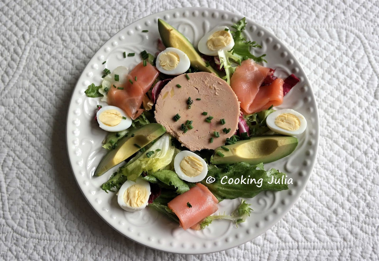 Presentation Assiette Saumon Fume Et Foie Gras COOKING JULIA : SALADE FESTIVE TERRE-MER