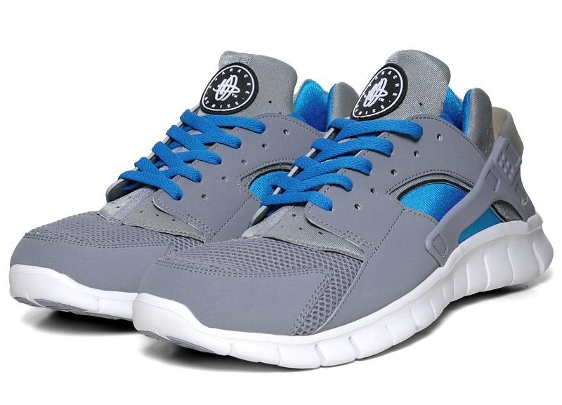 CARI SEPATU: Nike Huarache Free 2012