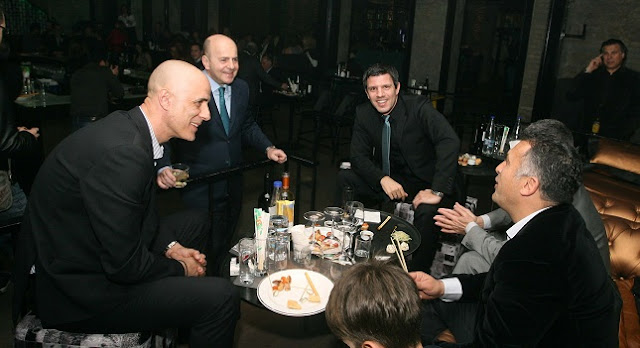 Και τώρα... στόπερ