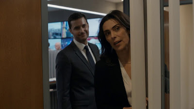 Richard Armitage and Michelle Forbes in Berlin Station (7)