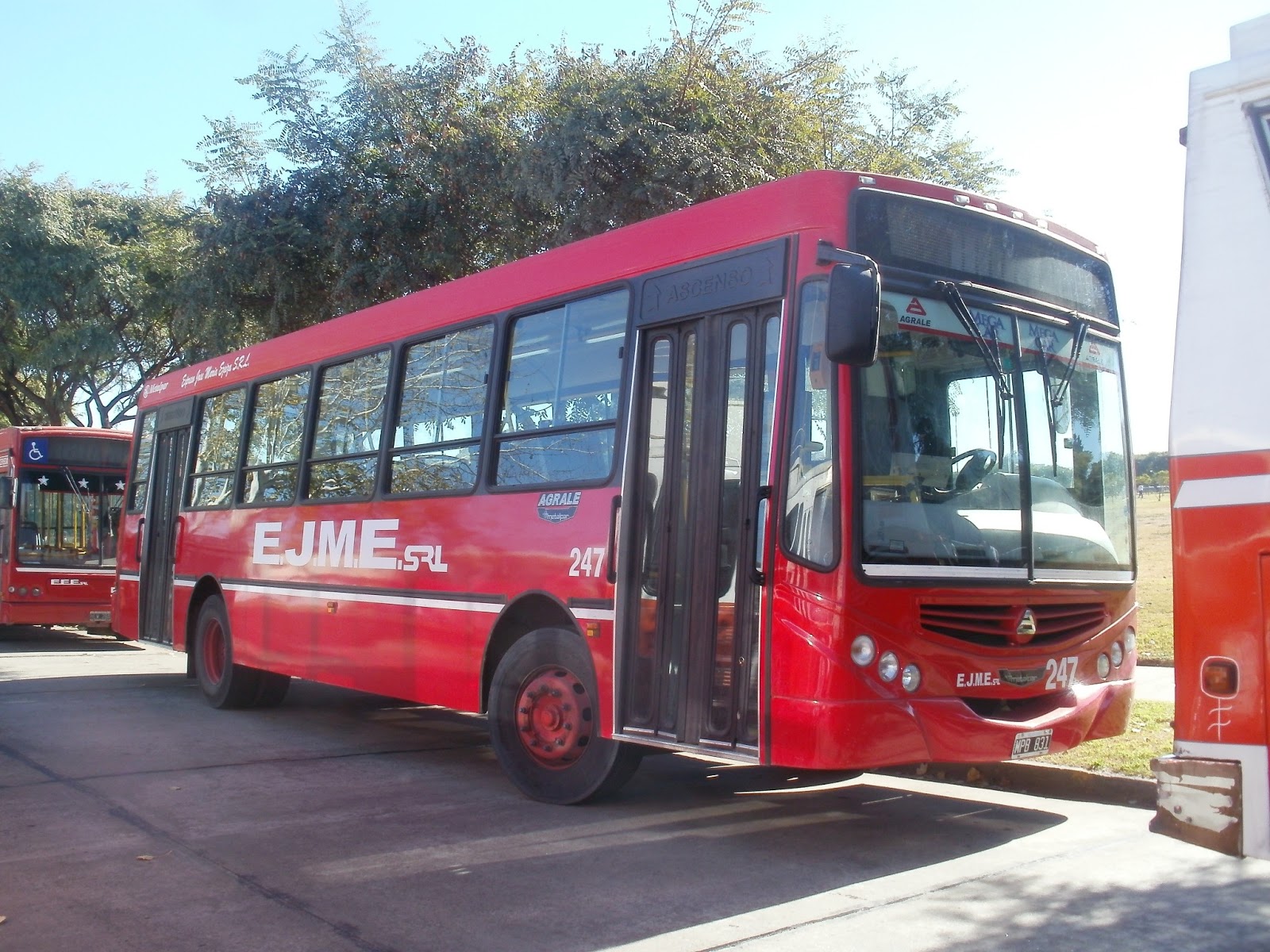 The Bondis Los buses de tu país Nuevos coches para la 502