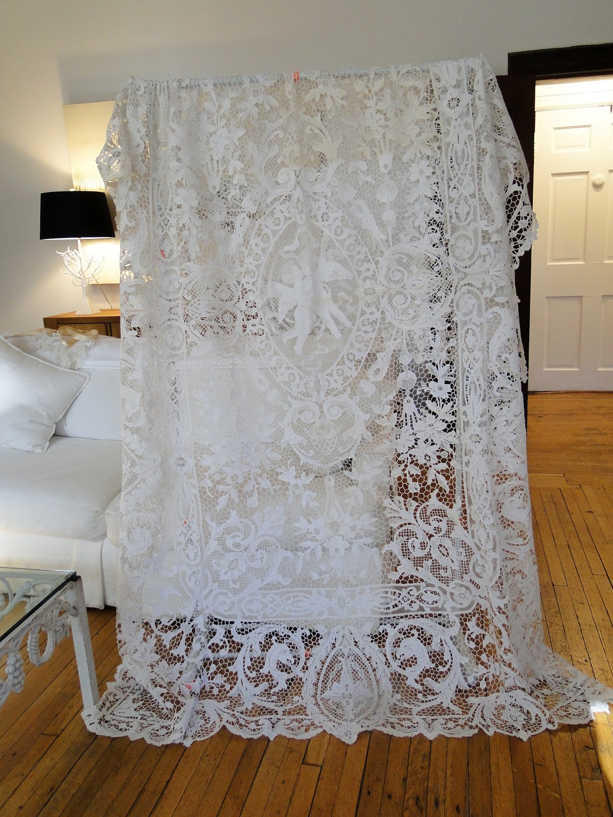 Buyer Seller Of Antique Lace Fine Linens Vintage Clothing