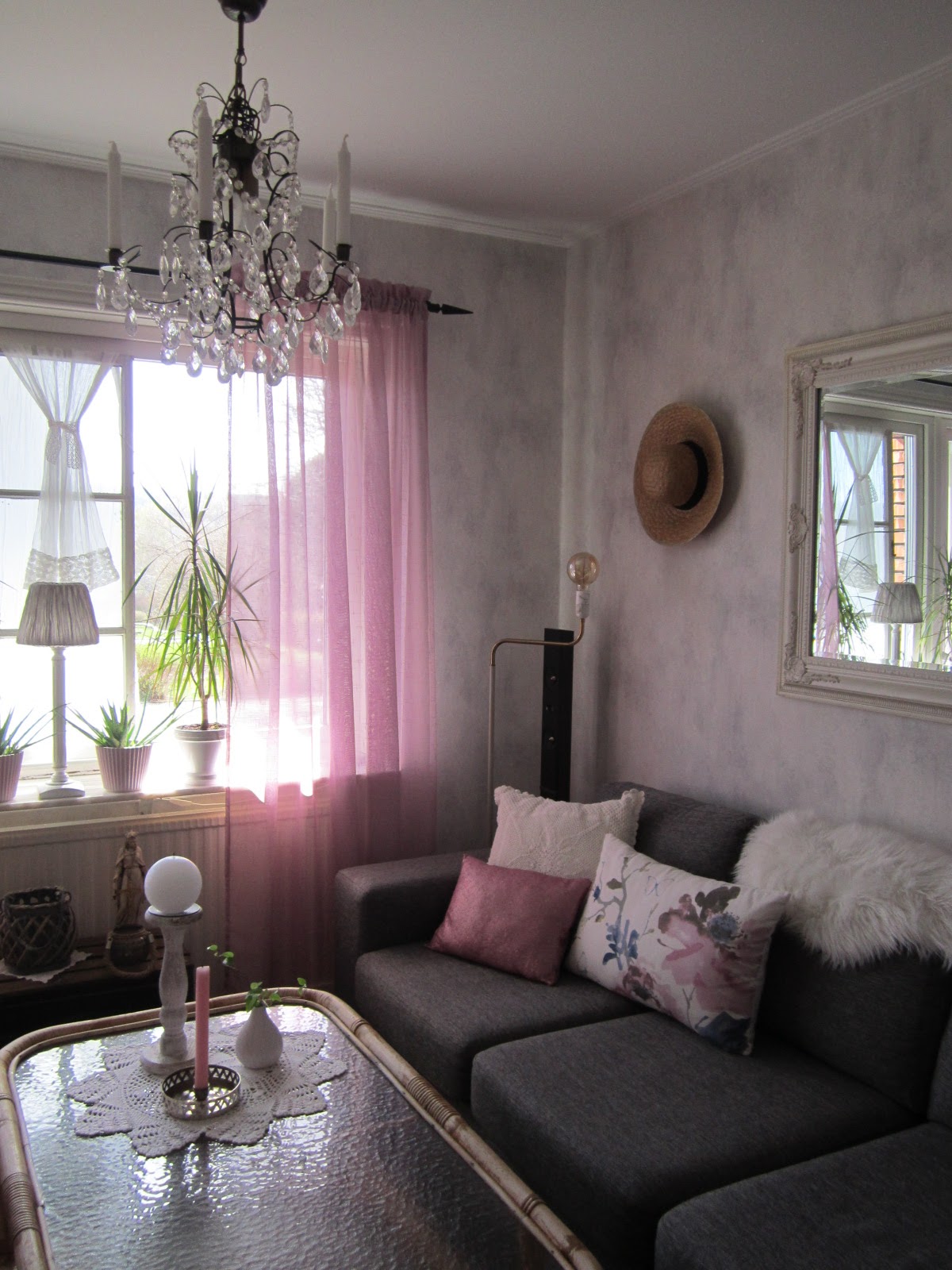 House and garden by bia: nya fÃrger...
