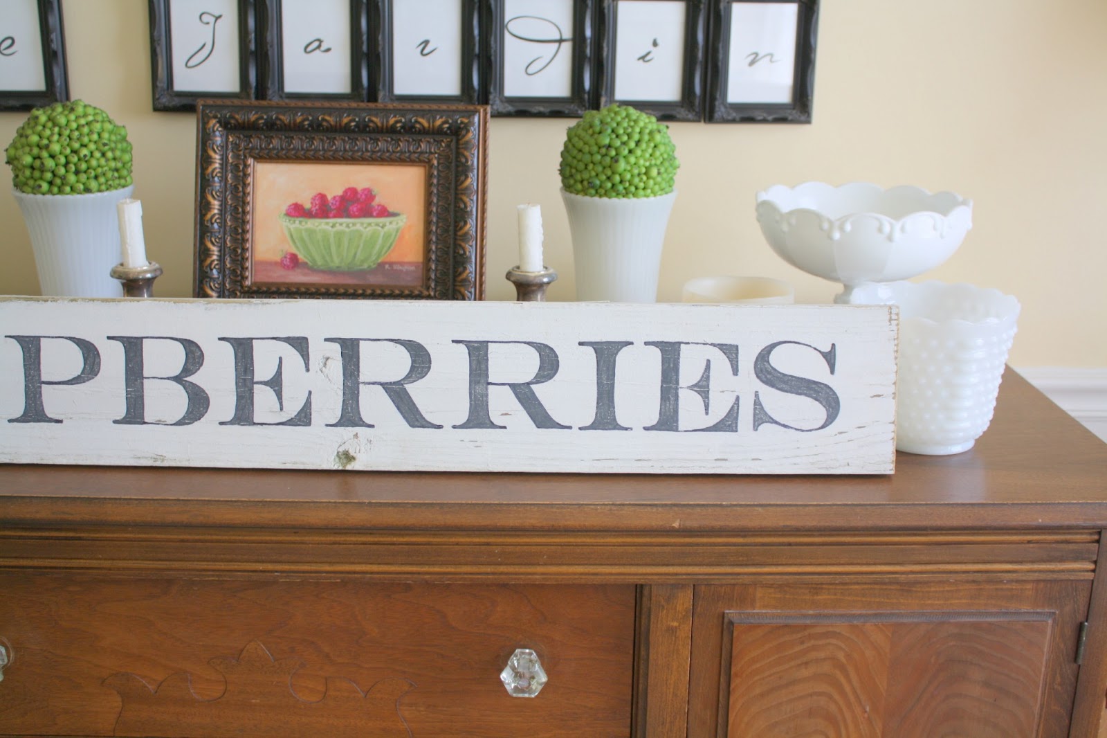 The Pink Peony of Le Jardin: Raspberry Sign #2