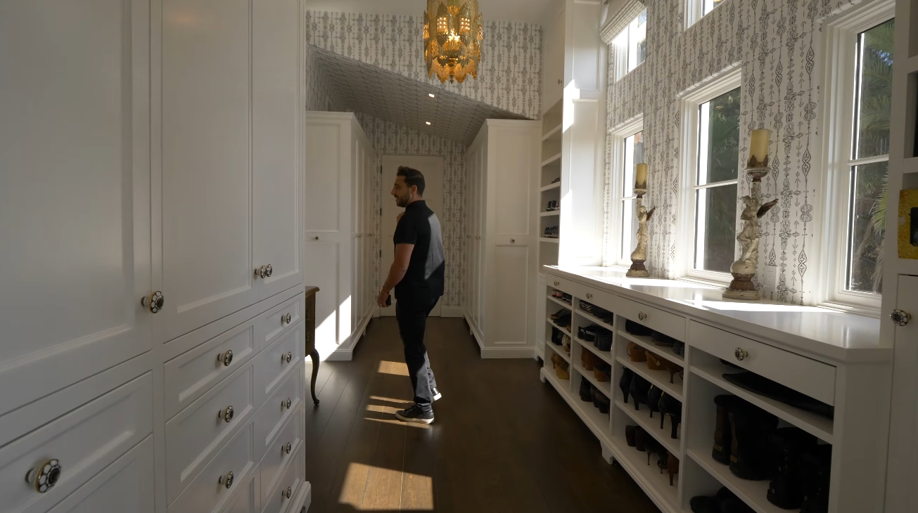 33 Photos vs. 824 Vía Del Monte, Palos Verdes Estates, CA vs. Oceanfront Mansion Interior Design Tour By Josh Altman