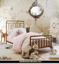 decorating wonderland winter theme bedrooms themed bedroom christmas arctic snow decor bedding snowflakes wall bear lots polar maries manor party