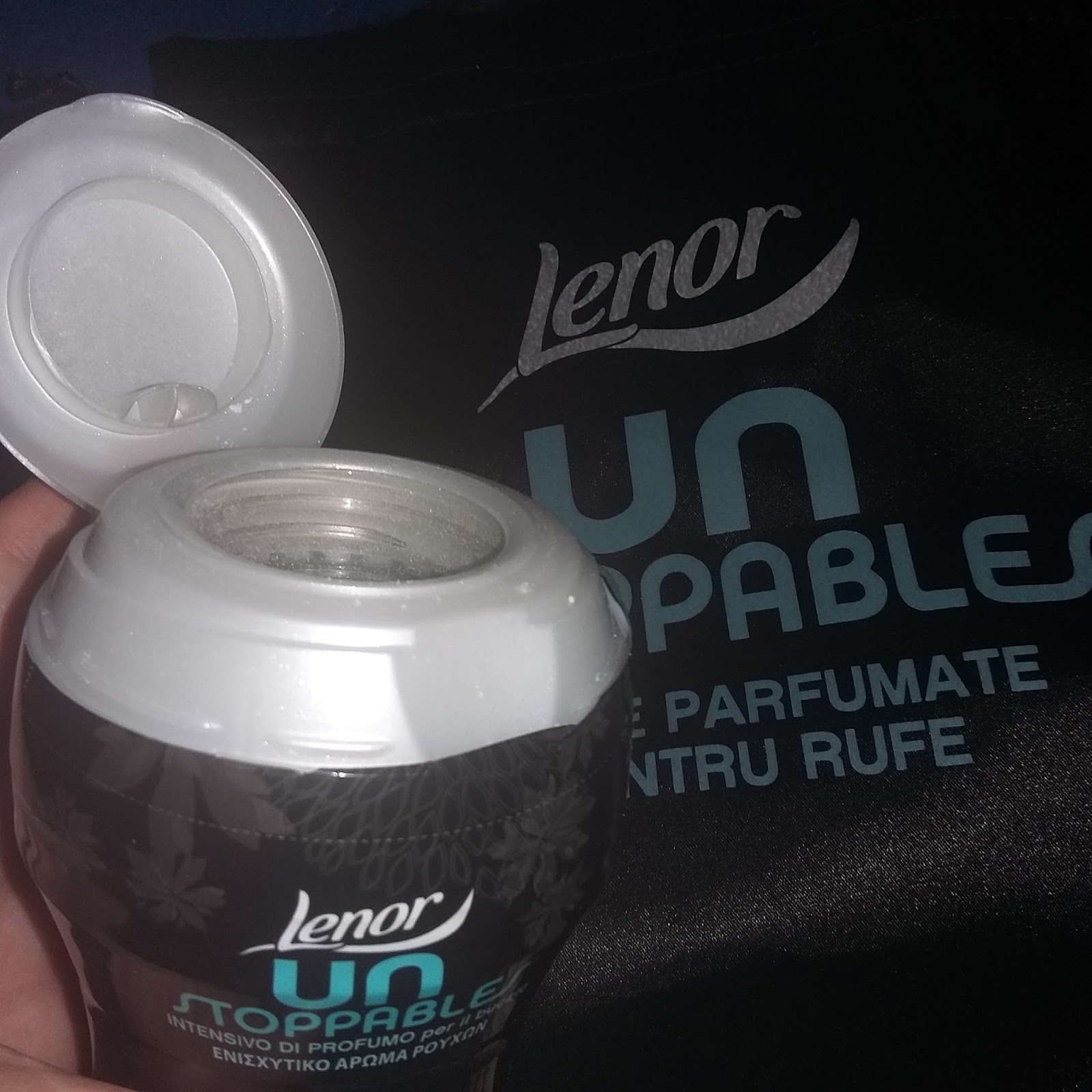 From beauty with love: Noul Lenor Unstoppables