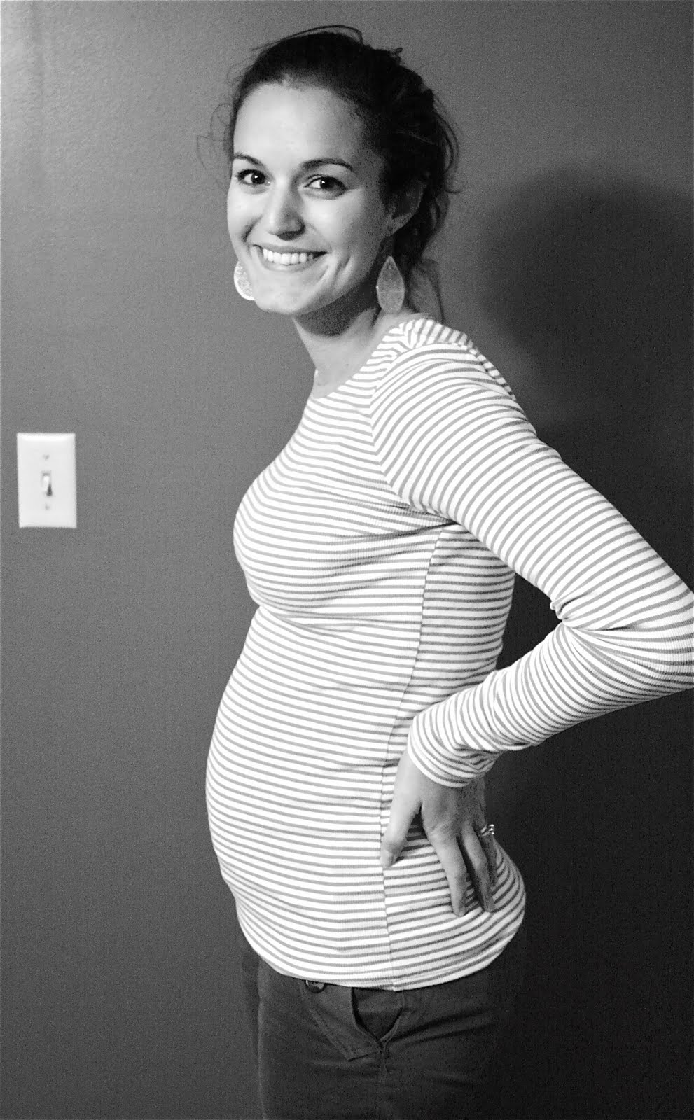 WORDSthatSING baby bump 29 weeks