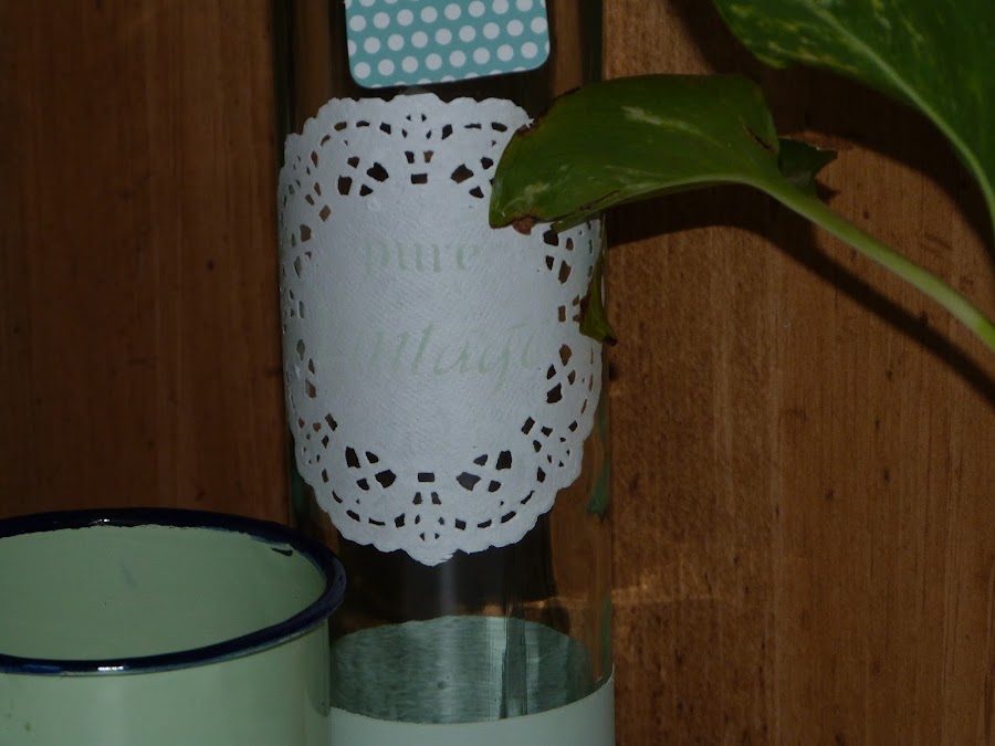 isabelvintage-vintage-botella-cristal-decorada-chalk paint