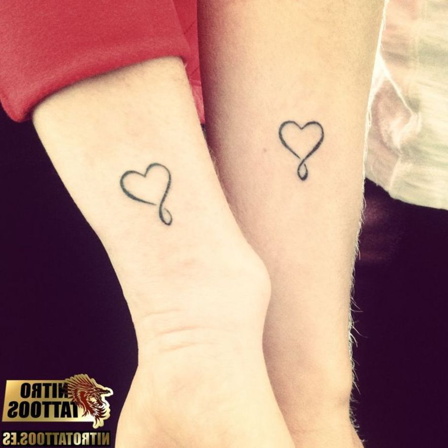 50 Tatuajes para parejas de novios que sienten amor verdadero - Tatuajes Para Parejas Pequeños