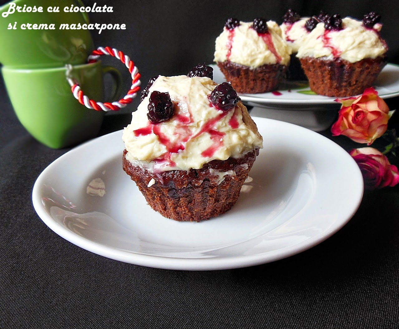 Briose cu ciocolata si crema mascarpone