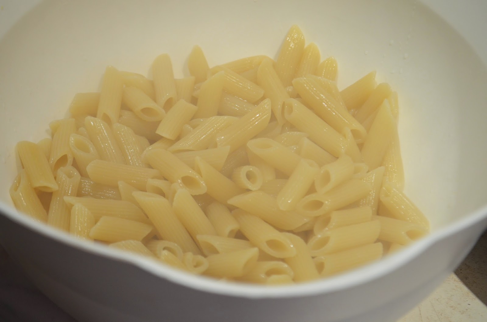 тарелка спагетти. макарон меню десерт. макароны соль. макароны с солью. макароны соль.