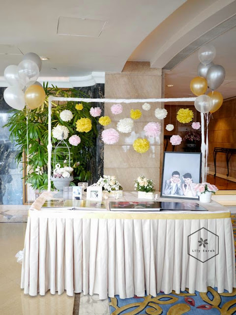 wedding floral decoration at Harbour Grand Kowloon by Lily Sarah 