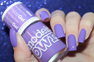 Swatch of the nail polish "Hypergel Purple Glaze" from Models Own