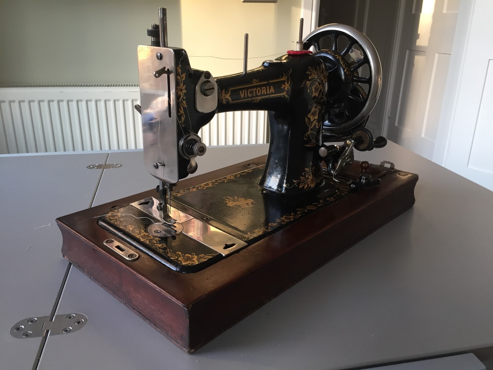 Victoria Sewing Machine faceplate and tension discs Vintage sewing