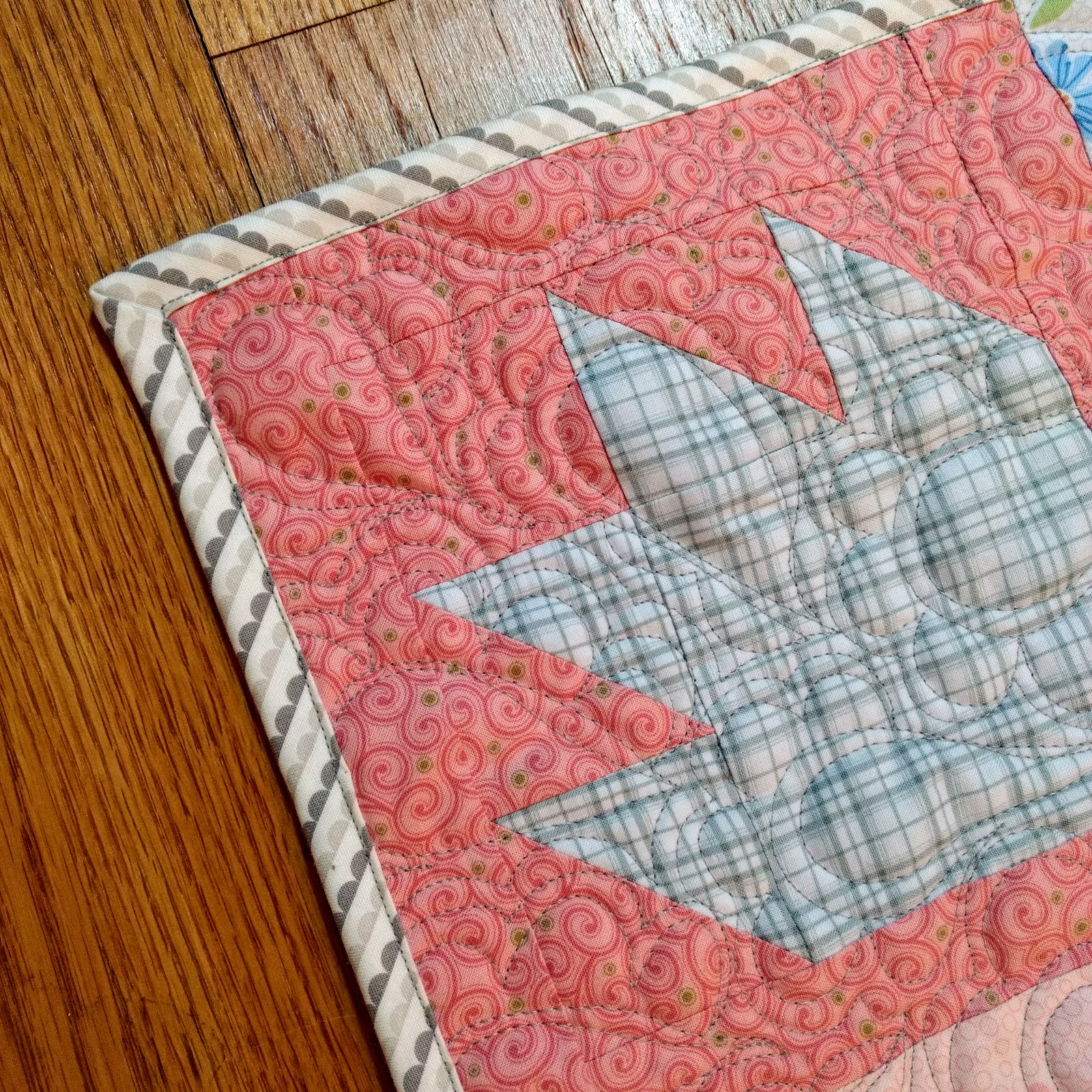 Little Bunny Quilts Blooming Bear Tracks {Home Grown Hop with Benartex}