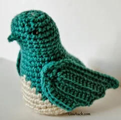 http://translate.google.es/translate?hl=es&sl=en&tl=es&u=http%3A%2F%2Fwww.crochet-patterns-free.com%2F2014%2F02%2Fhow-to-crochet-bird-pattern-free.html