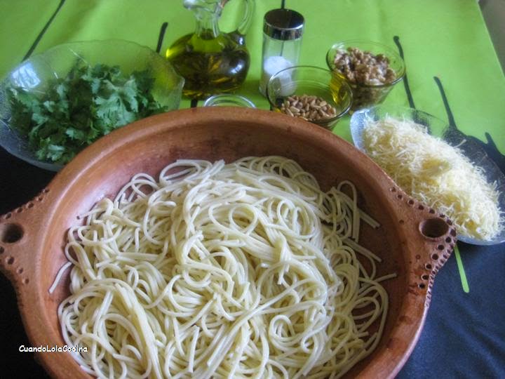Espaguetis al cilantro